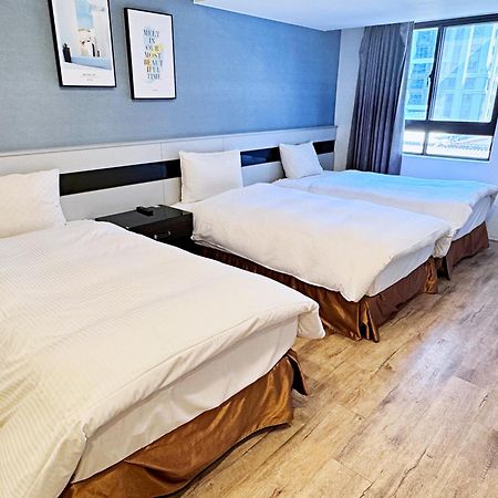Bonjour Hotel Tajcshung Kültér fotó