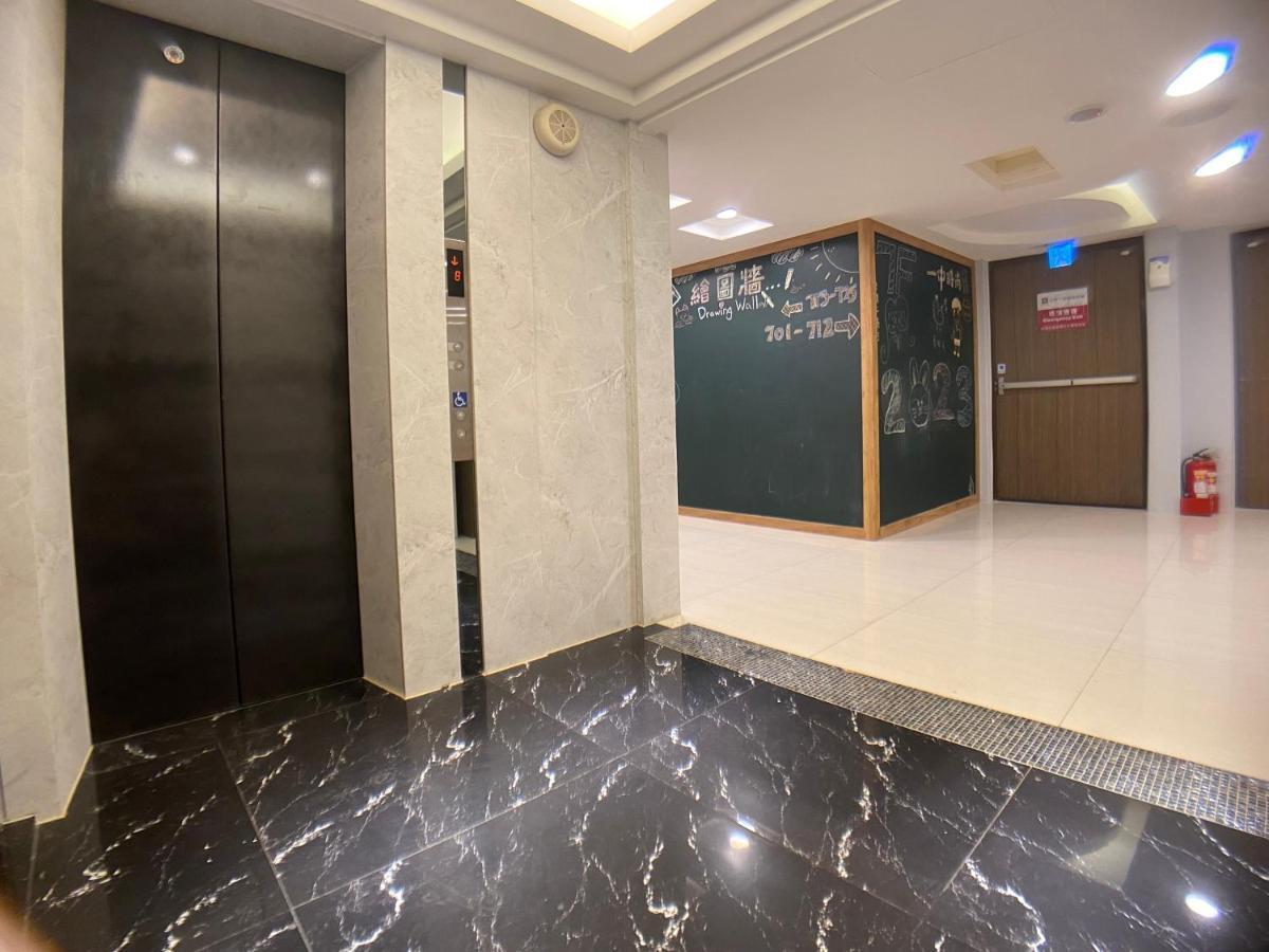 Bonjour Hotel Tajcshung Kültér fotó