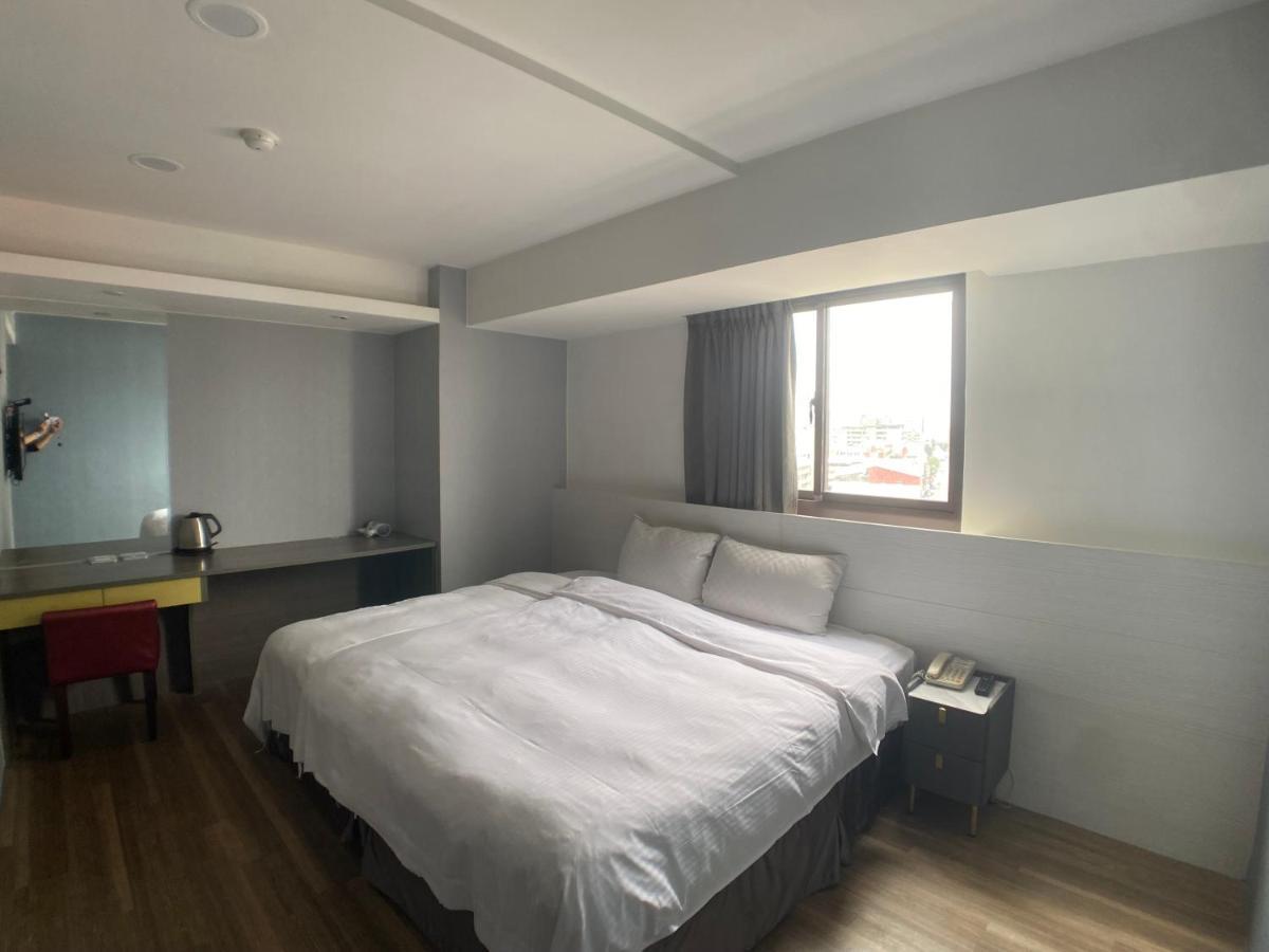 Bonjour Hotel Tajcshung Kültér fotó