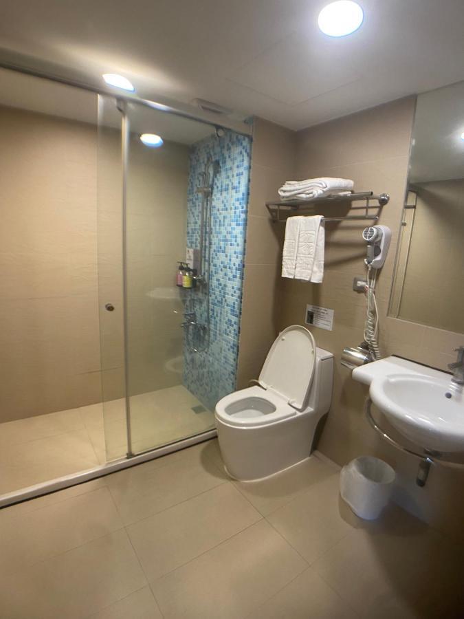 Bonjour Hotel Tajcshung Kültér fotó