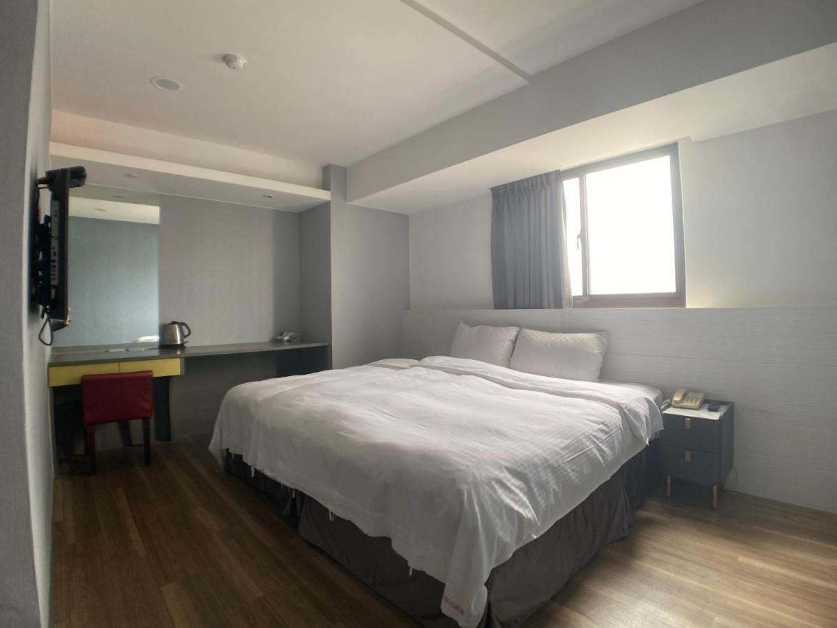 Bonjour Hotel Tajcshung Kültér fotó
