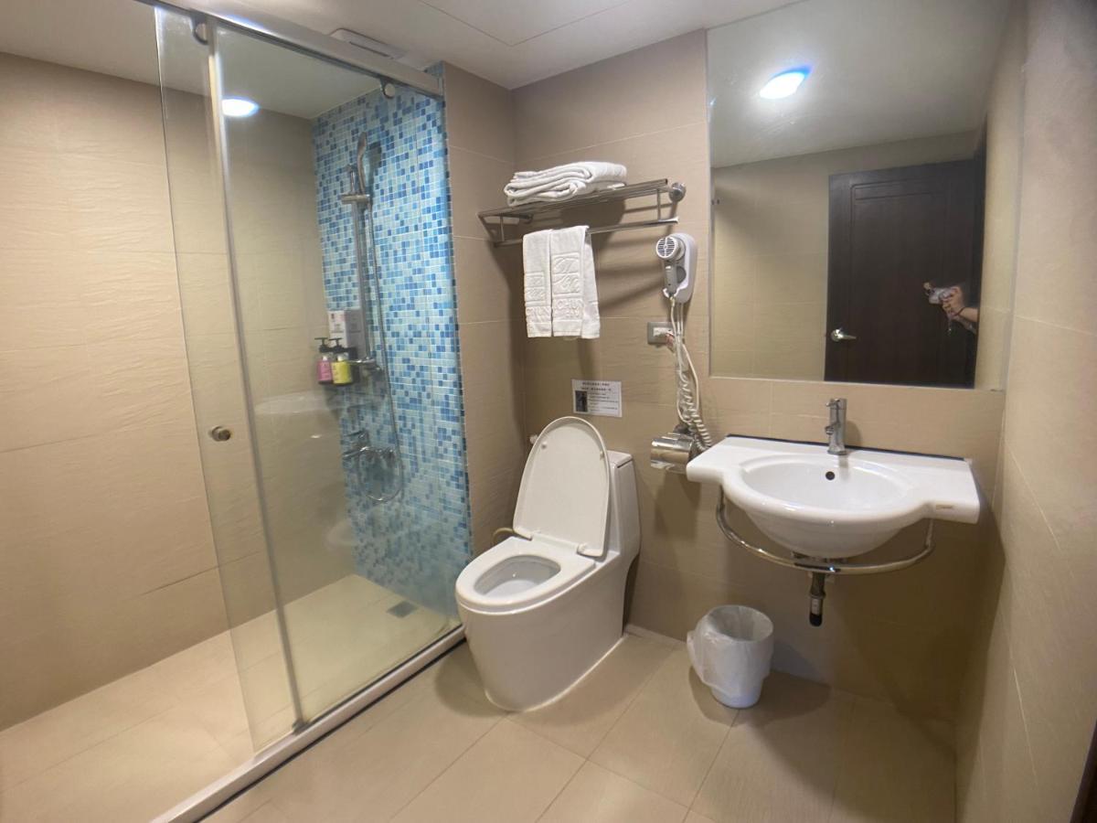 Bonjour Hotel Tajcshung Kültér fotó